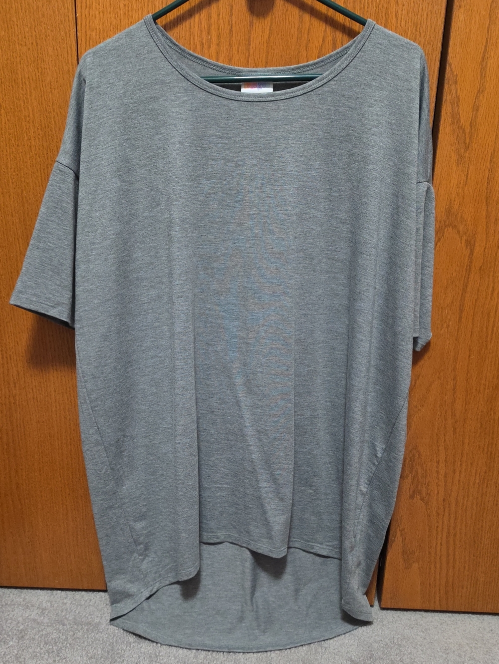 LuLaRoe Short Sleeve Crew Neck Shirt - Heather Gray